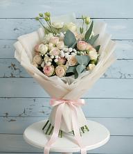 Букет цветов из:  Розы и Лизиантусы в Баранчинский