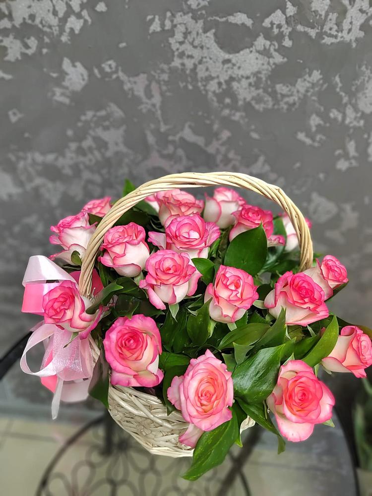 Цветочная композиция из Розы в корзине в Баранчинский