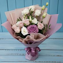 Букет цветов из:  Розы и Лизиантусы в Баранчинский