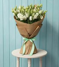 Букет цветов из:  Лизиантусы #REPLACE_PRED# Баранчинский