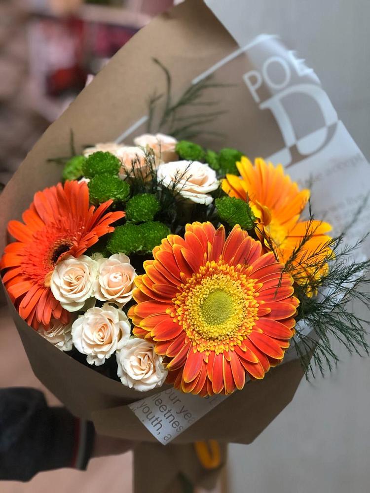 Букет цветов из: Герберы, Хризантемы и Розы в Баранчинский