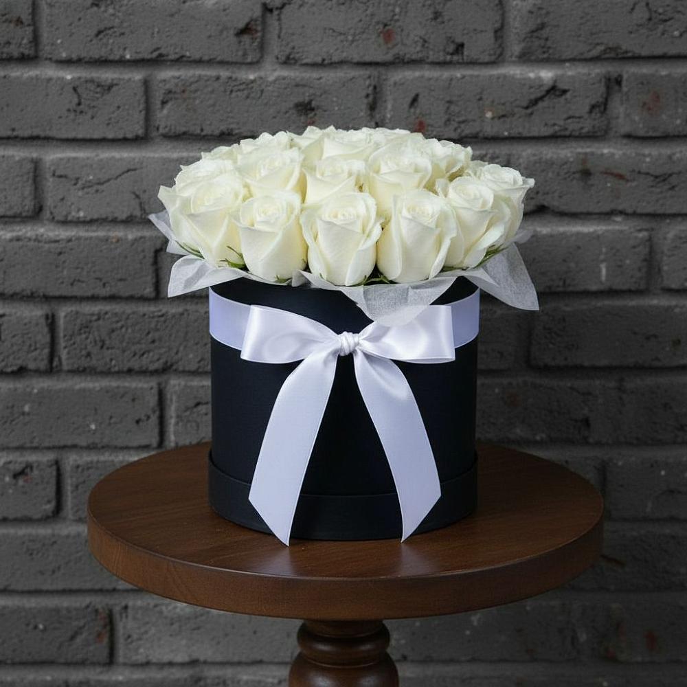 Цветочная композиция из Розы в шляпной коробке в Баранчинский